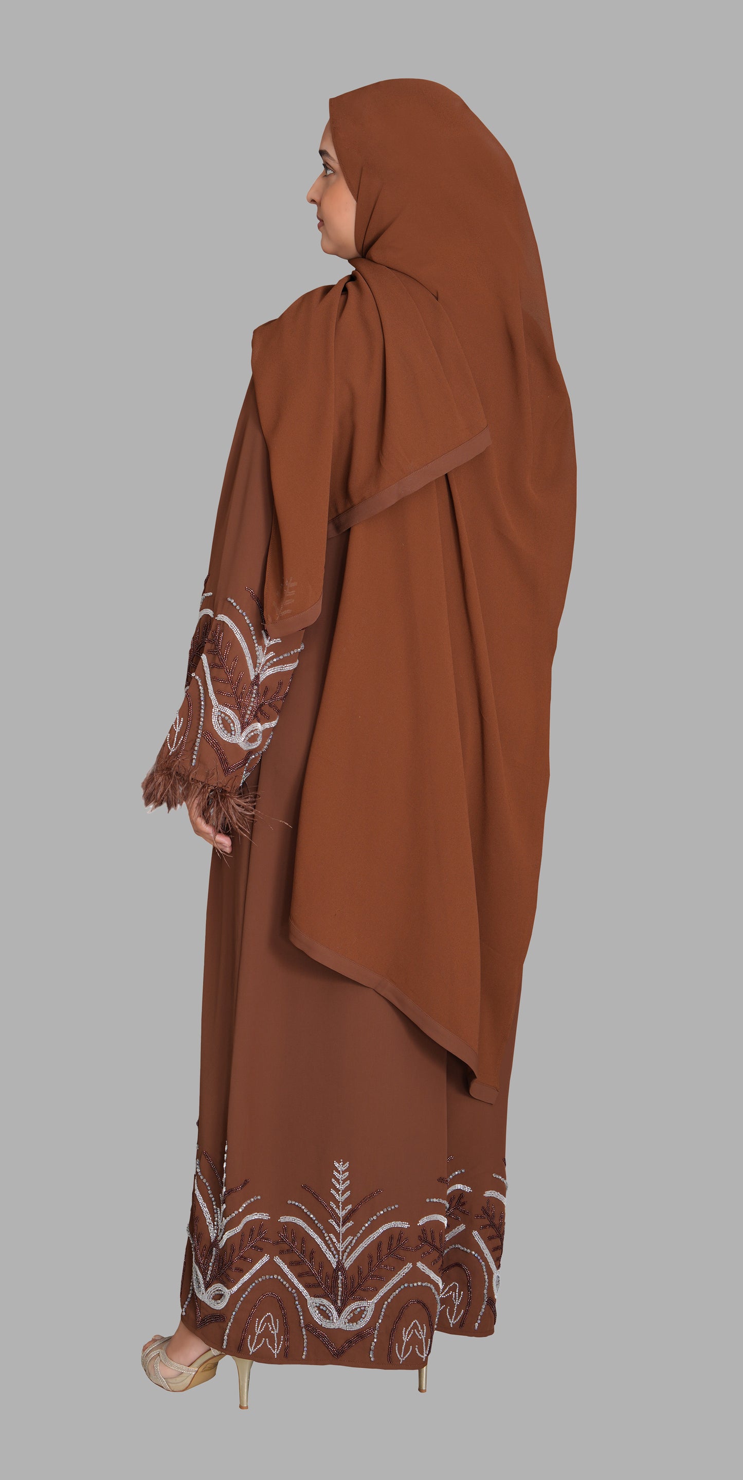 Two-Piece Embellished Closed Feather Abaya - Toffee Brown